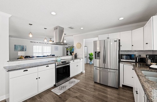 Apollo Beach House | Beautifully Remodeled Apollo Beach Pool Paradise! Sleeps 7!