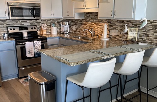 Navarre Beach Condo | Beautifully Remodeled Bay Front Condo