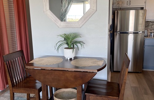 Navarre Beach Condo | Beautifully Remodeled Bay Front Condo