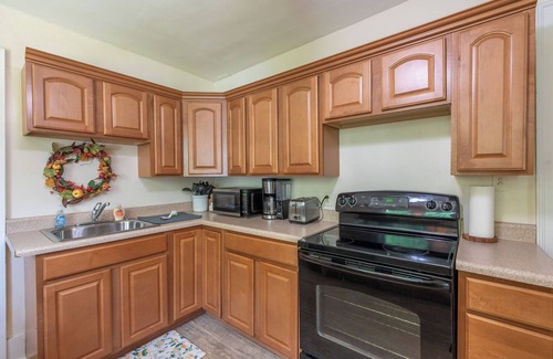 Mount Airy House | Beautifully Renovated Home Great Location with Short Walk to Main