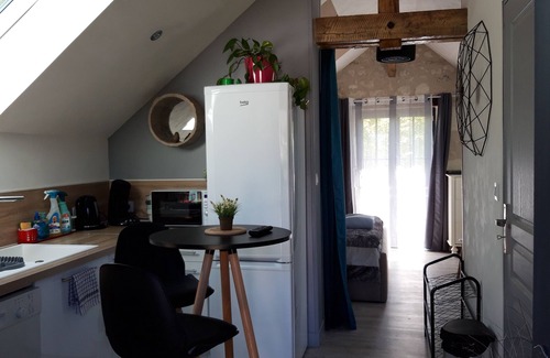 Sainte-Maure-de-Touraine Cottage | BEAUVAL FUTUROSCOPE BEAUVAL 3* CELLAR COTTAGE
