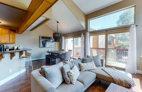 Edwards Apartment | Beaver Creek Bungalow