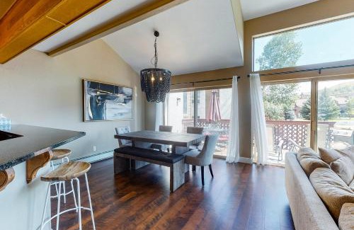 Edwards Apartment | Beaver Creek Bungalow