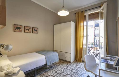 Sants-Badal Apartment | BeBarceloner Sants Apartments- 3 bedroom