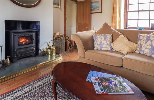 Stainburn Cottage | BECK HOUSE, pet friendly, character holiday cottage in Cockermouth