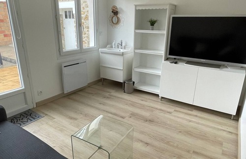 Bretigny-sur-Orge Bed & Breakfast | Bed and breakfast, 7 minutes walk RER C, 25 minutes from the center of Paris