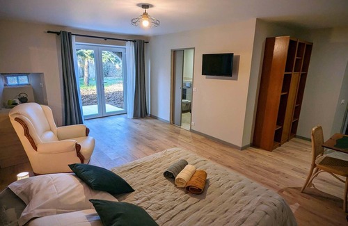 Bagnac-sur-Cele Bed & Breakfast | Bed and breakfast in a character house, charm and comfort!