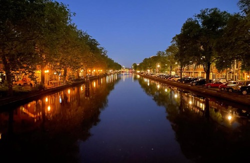 Hoofddorppleinbuurt Bed & Breakfast | Bed and Breakfast Amsterdam