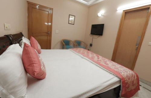 Vasant Vihar Bed & Breakfast | Bed and Breakfast Cum Home Stay