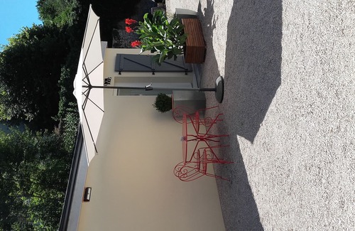 L'Etang-Vergy House | Bed and breakfast in Burgundy with swimming pool