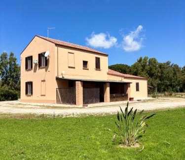 Santa Maria La Palma Bed & Breakfast | Bed And Breakfast Nonna Pia