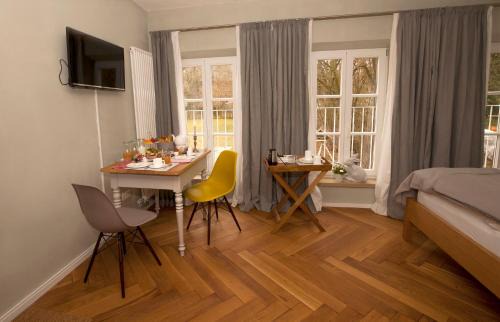 Noerdlingen Bed & Breakfast | Bed and Breakfast unter den Linden