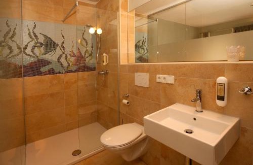 Noerdlingen Bed & Breakfast | Bed and Breakfast unter den Linden