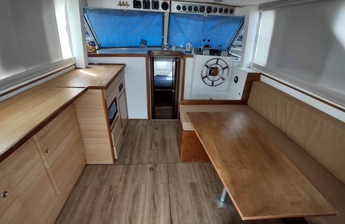 Fano Boat Rental | Bed&Boat Da. Flando" in Fano's Marina dei Cesari. Romantic and original.