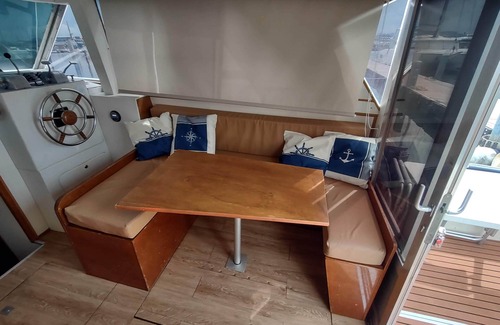 Fano Boat Rental | Bed&Boat Da. Flando" in Fano's Marina dei Cesari. Romantic and original.