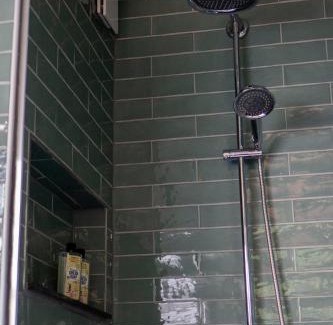 Rolde Apartment | Bed, Boom en Droom