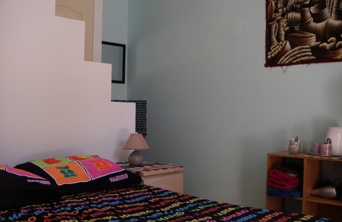 Medis House | BED & BREAKFAST, 5 min from the BEACHES of Royan, garden, kitchen, HEATED SWIMMING POOL!