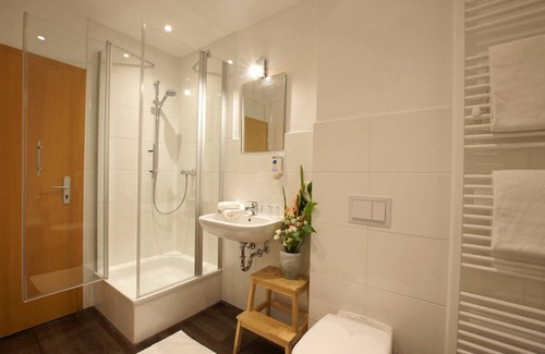 Potsdam Bed & Breakfast | Bed & Breakfast am Luisenplatz