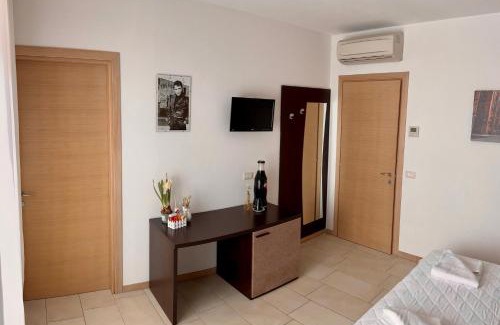 Cerasolo Bed & Breakfast | Bed & Breakfast La Rondinella