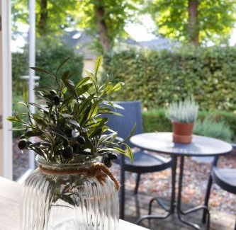 Zuidbroek Bed & Breakfast | Bed & Breakfast Uiterburen