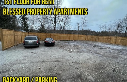 Rockwood House | Bedroom for couple with free parking