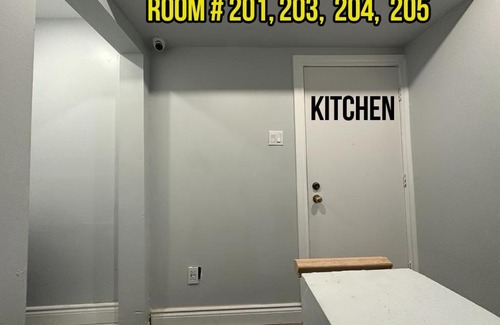 Rockwood House | Bedroom for couple with free parking