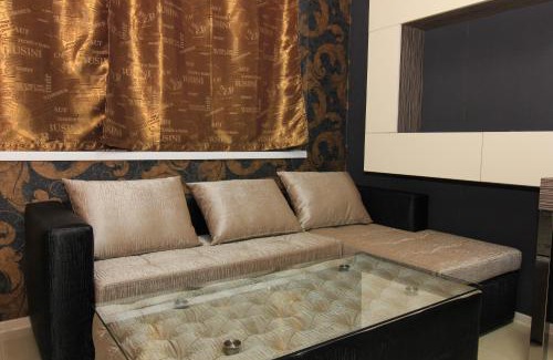 Ruse House | Bedroom Place Guest Rooms