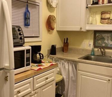 North Beach Apartment | Bee by the Bay