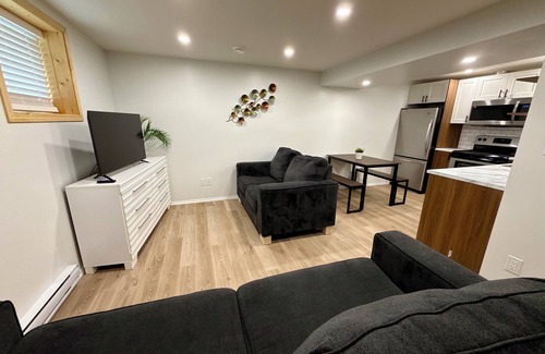 Saskatoon House | "Bee Kind" New 2Bd Private Suite