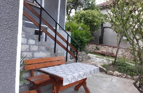 Letnitsa House | BeeFree