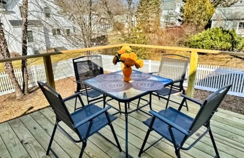 Boothbay Harbor House | Bees Knees House