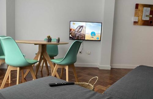 Distrito Llano Apartment | Begoña Centro by FlowHome