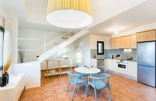 Begur Apartment | Begur Sunset ,2 bedroom loft close to the center of Begur. With terrace and gorgeous sea views (H42)
