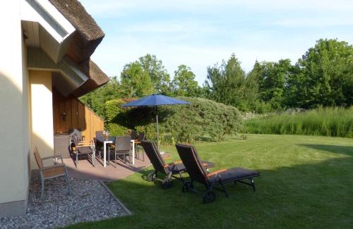Puddemin House | Behagliches Reetdachhaus Eibe 1