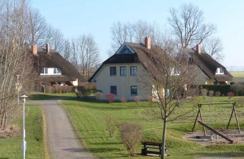 Puddemin House | Behagliches Reetdachhaus Eibe 1