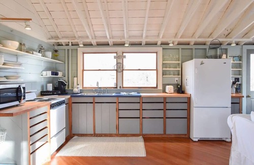 Eastham House | Behind Nauset Lighthouse Steps to Beach!