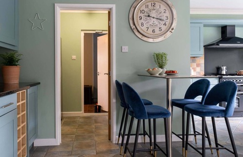 St Leonards Cottage | Behind the arched doors; pure escapism awaits!