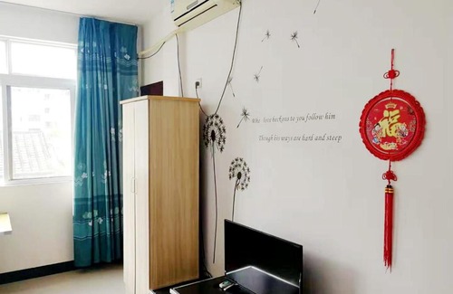 Haicheng District House | Beihai Old Town Holiday Seaview Inn