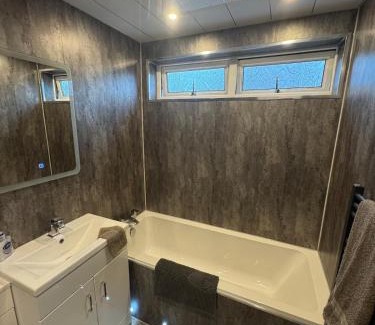 Tillicoultry Apartment | Beinn Ledi