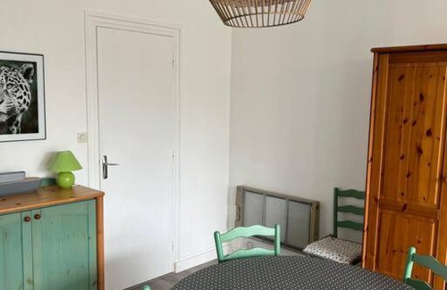 Roscoff Apartment | Bel appartement de bord de mer avec véranda