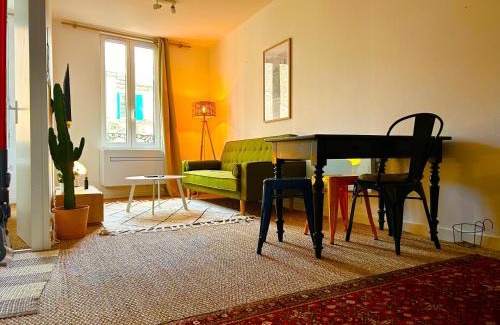 Centre Ville Apartment | Bel Appartement Duck, Centre, Sèvres