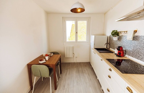 Evaux-les-Bains Apartment | Bel Appartement 3 Étoiles 35m2 Dans une Résidence Avec Cour Intérieure