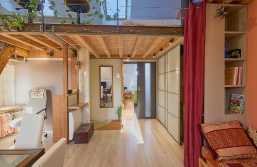 Saint-Donatien Apartment | Bel appartement, mezzanine, calme, 2 coins bureaux - Home'ponopono