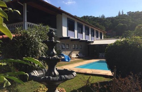 Itaipava House | Bela e Aconchegante Casa em Itaipava