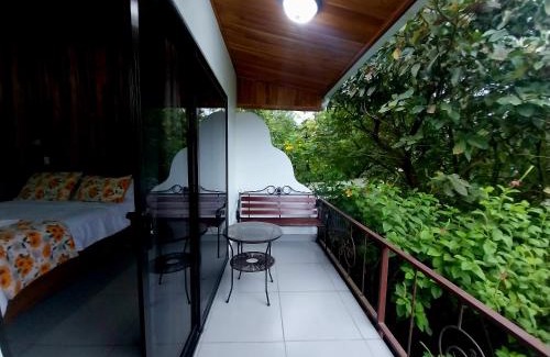 Sierra Bed & Breakfast | Belcruz family lodge