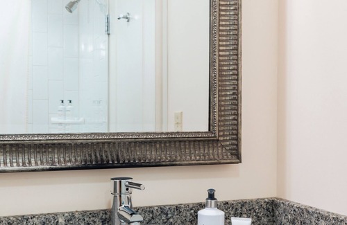 Belfast Hotel | Belfast Harbor Inn