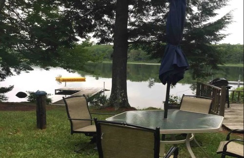 Oakland Cabin | Belgrade Lakes McGrath Pond