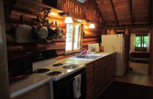 Kennebec Cottage | Belgrade lakes waterfront on Messalonskee 4 bedroom cabin