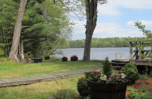 Kennebec Cottage | Belgrade lakes waterfront on Messalonskee 4 bedroom cabin
