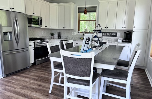 North Beach House | Bell Estates I Beautiful Cottage I Beach Passes